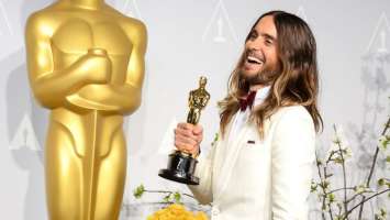 Unusual Places Jared Leto and Other Stars Stash Their Oscars